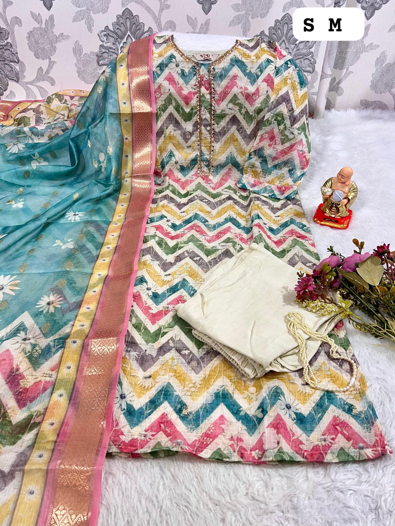 Kurtis, Tunics & Tops