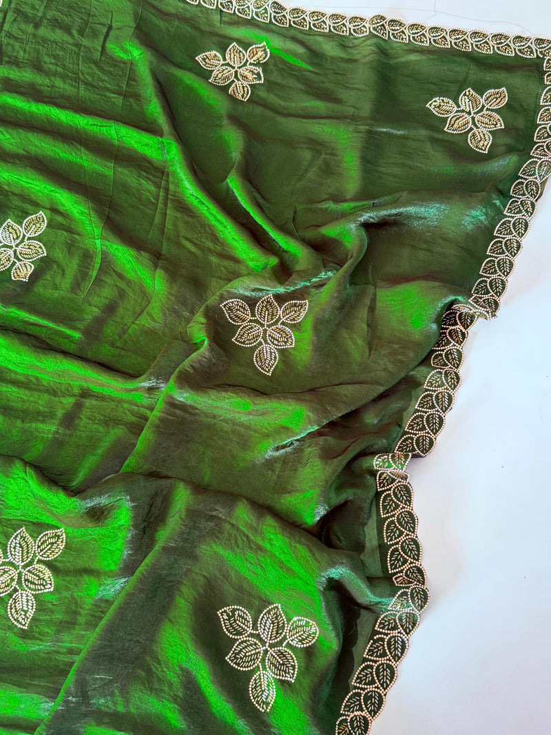 Emerald Green Embroidered Suit Set with Leaf Motif